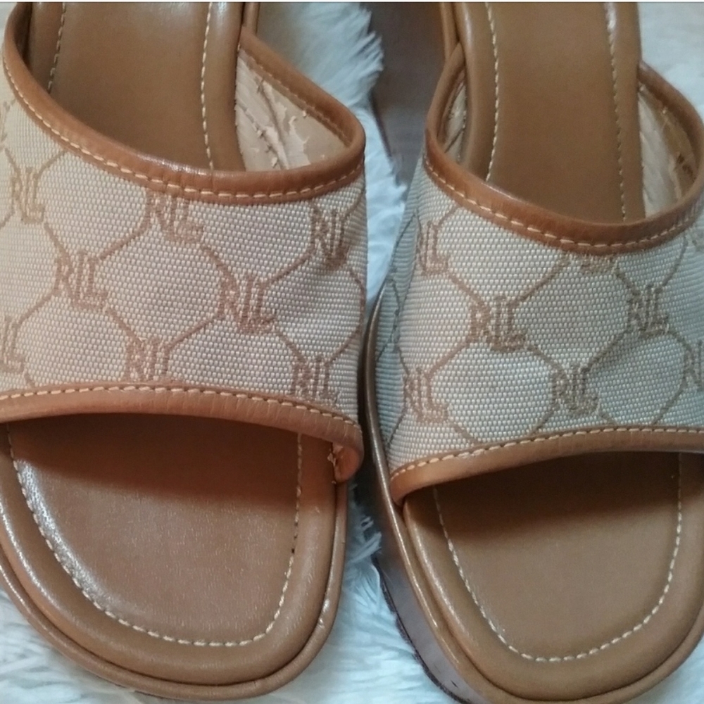 Vintage Lauren Ralph Lauren Mckayla Monogram Wedges - Picture 2 of 8